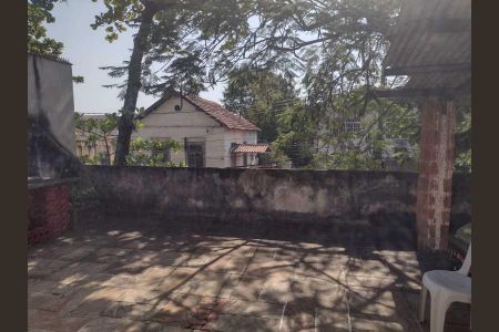 Casa à venda com 105m², 3 quartos e sem vaga