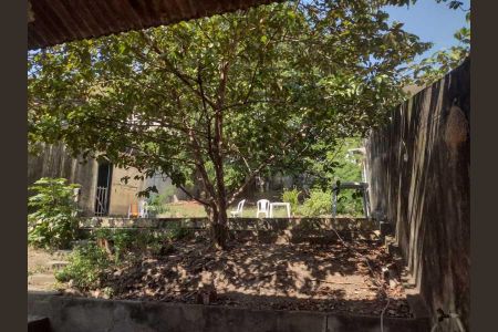 Casa à venda com 105m², 3 quartos e sem vaga