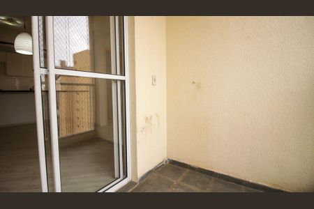Apartamento para alugar com 65m², 2 quartos e 1 vagavaranda Sala