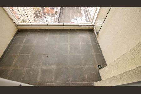 Apartamento para alugar com 65m², 2 quartos e 1 vagavaranda Sala