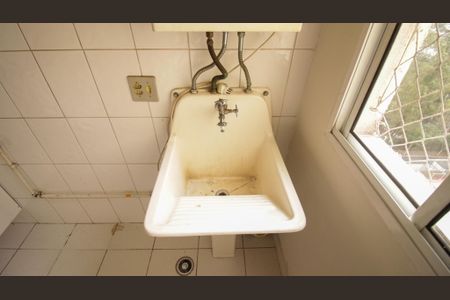 Apartamento para alugar com 65m², 2 quartos e 1 vagaÁrea de Serviço