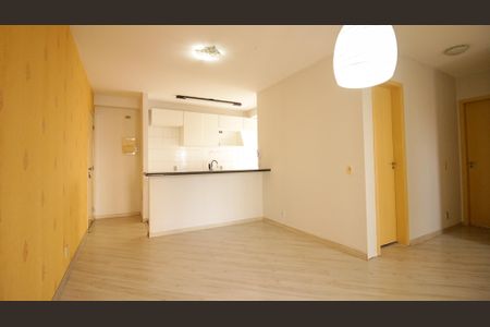 Apartamento para alugar com 65m², 2 quartos e 1 vagaSala