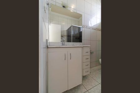 Casa de condomínio à venda com 55m², 2 quartos e 1 vagaBanheiro social