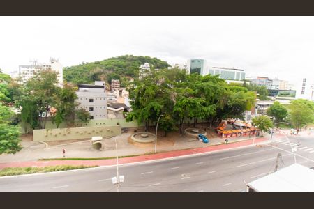 Apartamento à venda com 102m², 3 quartos e sem vagaSala