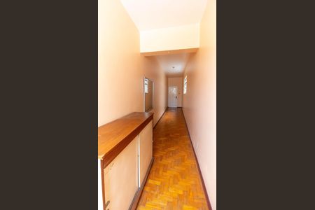 Apartamento à venda com 102m², 3 quartos e sem vagaCorredor