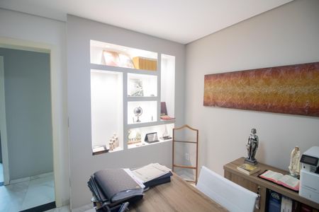 Apartamento à venda com 136m², 3 quartos e 2 vagasQuarto