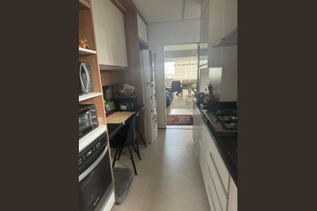 Apartamento à venda com 131m², 2 quartos e 2 vagasCozinha