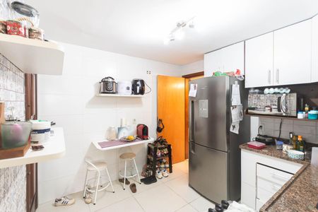 Apartamento à venda com 130m², 3 quartos e 2 vagasCozinha