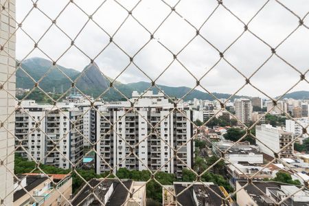 Apartamento à venda com 130m², 3 quartos e 2 vagasVista Quarto 2