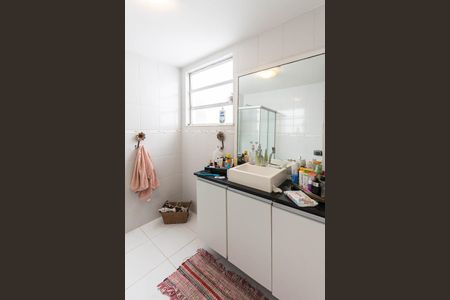 Apartamento à venda com 130m², 3 quartos e 2 vagasBanheiro Suíte