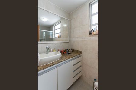 Apartamento à venda com 130m², 3 quartos e 2 vagasBanheiro