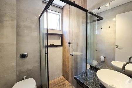 Apartamento à venda com 72m², 2 quartos e 1 vaga Apartamento à venda com 72m², 2 quartos e 1 vagaBanheiro Social