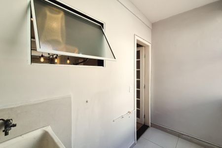 Apartamento à venda com 72m², 2 quartos e 1 vaga Apartamento à venda com 72m², 2 quartos e 1 vagaÁrea de Serviço
