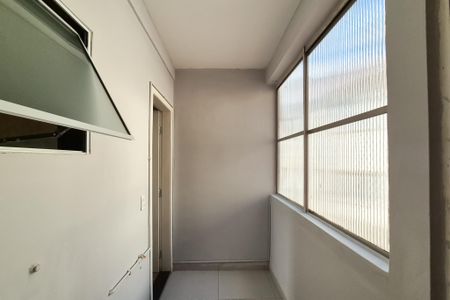 Apartamento à venda com 72m², 2 quartos e 1 vaga Apartamento à venda com 72m², 2 quartos e 1 vagaÁrea de Serviço