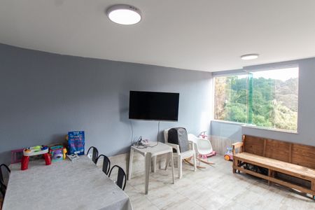 Casa de condomínio para alugar com 110m², 2 quartos e 2 vagasTerraço