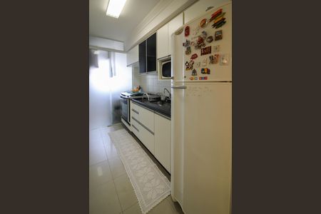 Apartamento à venda com 98m², 2 quartos e 2 vagasCozinha