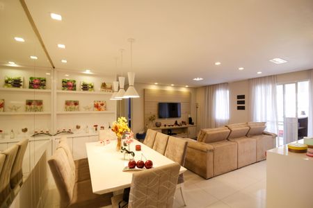 Apartamento à venda com 98m², 2 quartos e 2 vagasSala de Jantar