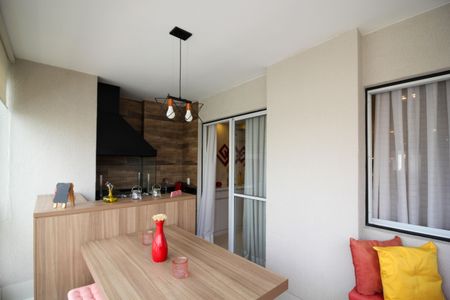 Apartamento à venda com 98m², 2 quartos e 2 vagasVaranda