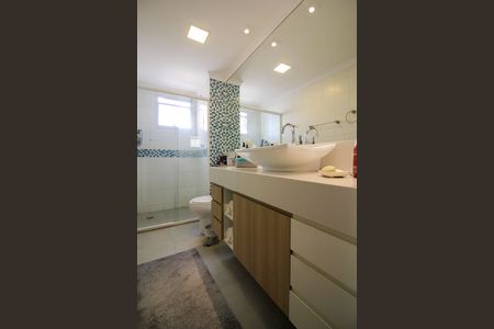 Apartamento à venda com 98m², 2 quartos e 2 vagasBanheiro Suíte