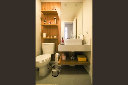 Apartamento à venda com 98m², 2 quartos e 2 vagasBanheiro Social