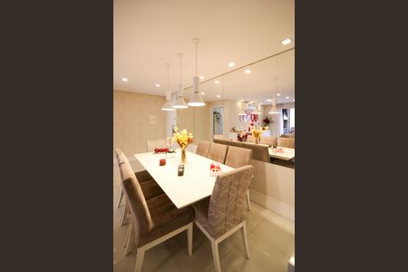 Apartamento à venda com 98m², 2 quartos e 2 vagasSala de Jantar