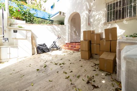 Casa à venda com 200m², 3 quartos e 2 vagasQuintal