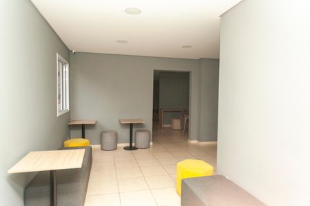 Apartamento à venda com 37m², 2 quartos e sem vagaÁrea comum - Salão de festas