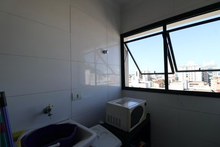 Apartamento para alugar com 75m², 2 quartos e 1 vagaÁrea de Serviço
