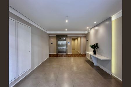 Apartamento para alugar com 27m², 1 quarto e sem vaga Apartamento para alugar com 27m², 1 quarto e sem vagaHall Social Bloco