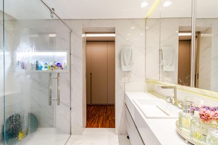 Apartamento à venda com 127m², 3 quartos e 2 vagasBanheiro da Suíte