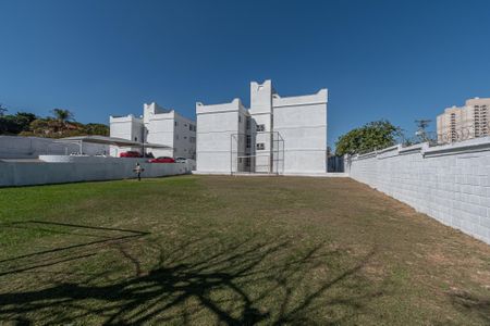 Apartamento para alugar com 62m², 2 quartos e 1 vagaÁrea comum - Campo