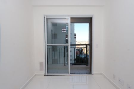 Apartamento para alugar com 32m², 2 quartos e 1 vagaSala