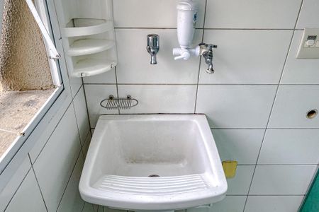 Apartamento para alugar com 58m², 3 quartos e 1 vagaÁrea de Serviço