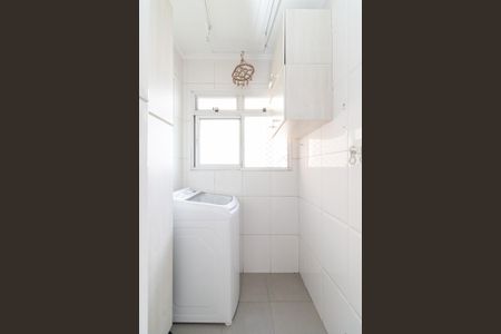 Apartamento à venda com 68m², 3 quartos e 1 vagaÁrea de Serviço