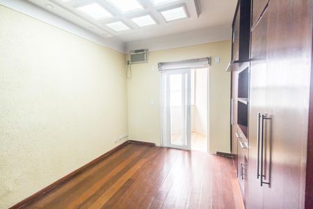Casa de condomínio para alugar com 395m², 4 quartos e 4 vagas Casa de condomínio para alugar com 395m², 4 quartos e 4 vagasSuíte master