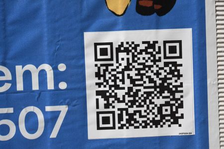 Casa à venda com 250m², 2 quartos e 1 vagaPlaca QR Code