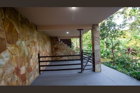 Casa para alugar com 280m², 4 quartos e 3 vagasQuintal