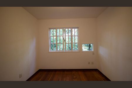 Casa para alugar com 280m², 4 quartos e 3 vagasQuarto 2