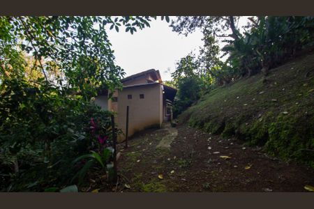 Casa para alugar com 280m², 4 quartos e 3 vagasQuintal