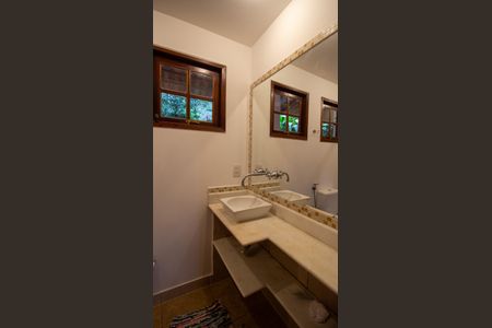 Casa para alugar com 280m², 4 quartos e 3 vagasBanheiro da Suíte 1