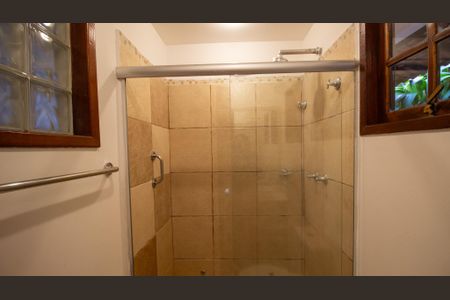 Casa para alugar com 280m², 4 quartos e 3 vagasBanheiro da Suíte 1