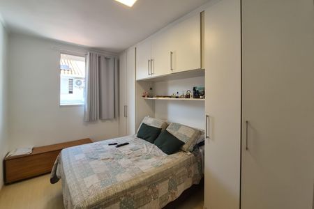 Casa de condomínio à venda com 110m², 3 quartos e 2 vagasQuarto 1 ( Suíte )