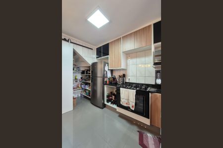 Casa de condomínio à venda com 110m², 3 quartos e 2 vagasCozinha 