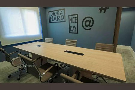 Apartamento à venda com 82m², 2 quartos e 1 vagaÁrea comum