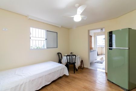 Casa para alugar com 65m², 1 quarto e sem vagaSala e Quarto