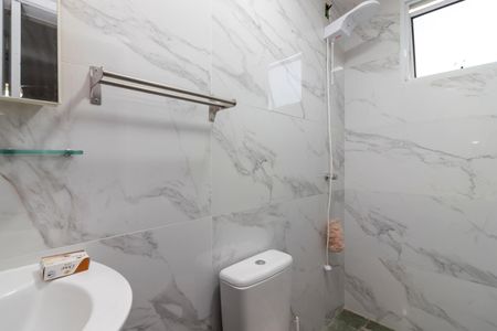 Casa para alugar com 65m², 1 quarto e sem vagaBanheiro