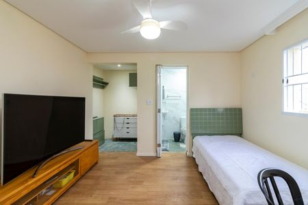 Sala e Quarto de casa para alugar com 1 quarto, 65m² em Jardim São Paulo, São Paulo