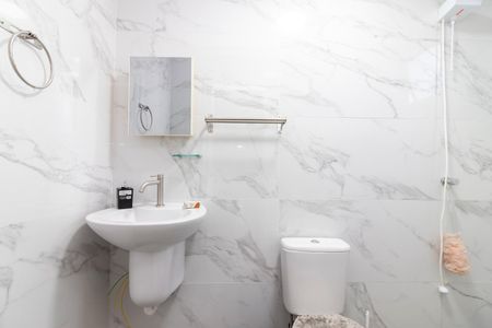 Casa para alugar com 65m², 1 quarto e sem vagaBanheiro