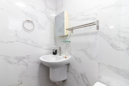 Casa para alugar com 65m², 1 quarto e sem vagaBanheiro