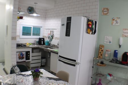 Apartamento para alugar com 71m², 2 quartos e sem vagaCozinha